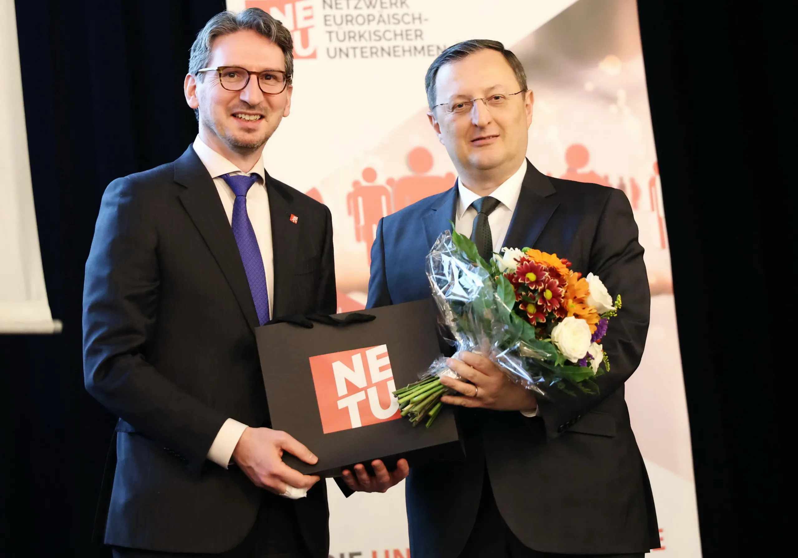 Berlin’de NETU’nun İftar Programı Yoğun Katılımla Gerçekleşti
