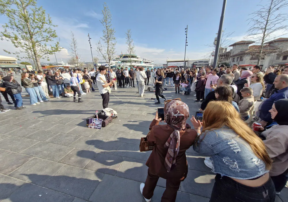 İstanbullular Sahillere ve Adalara Akın Etti