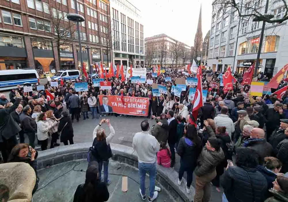 Hamburg'dan Ekrem İmamoğlu’na Büyük Destek!