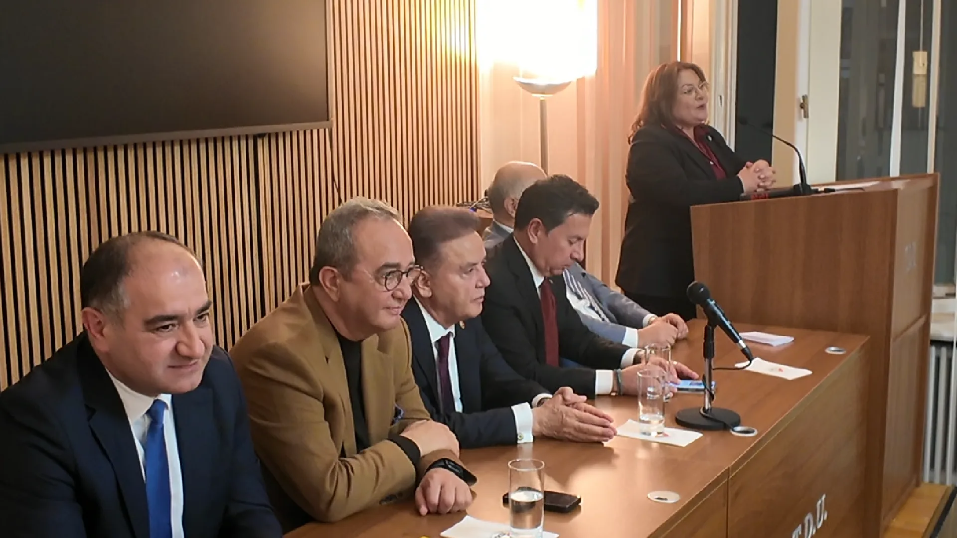 TDU, Berlin’de Türkiye’den Üst Düzey Heyeti Ağırladı