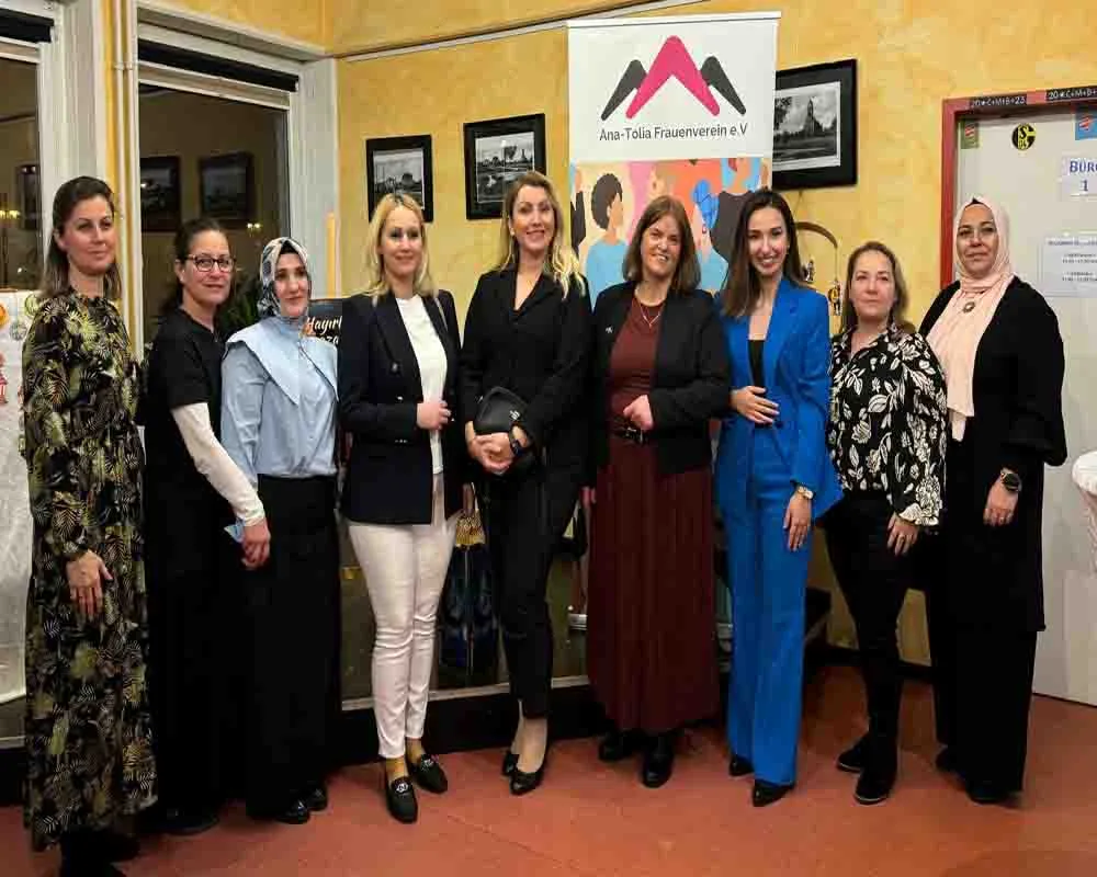 Ana-Tolia Kadınlar Derneği’nden Geniş Katılımlı İftar Yemeği