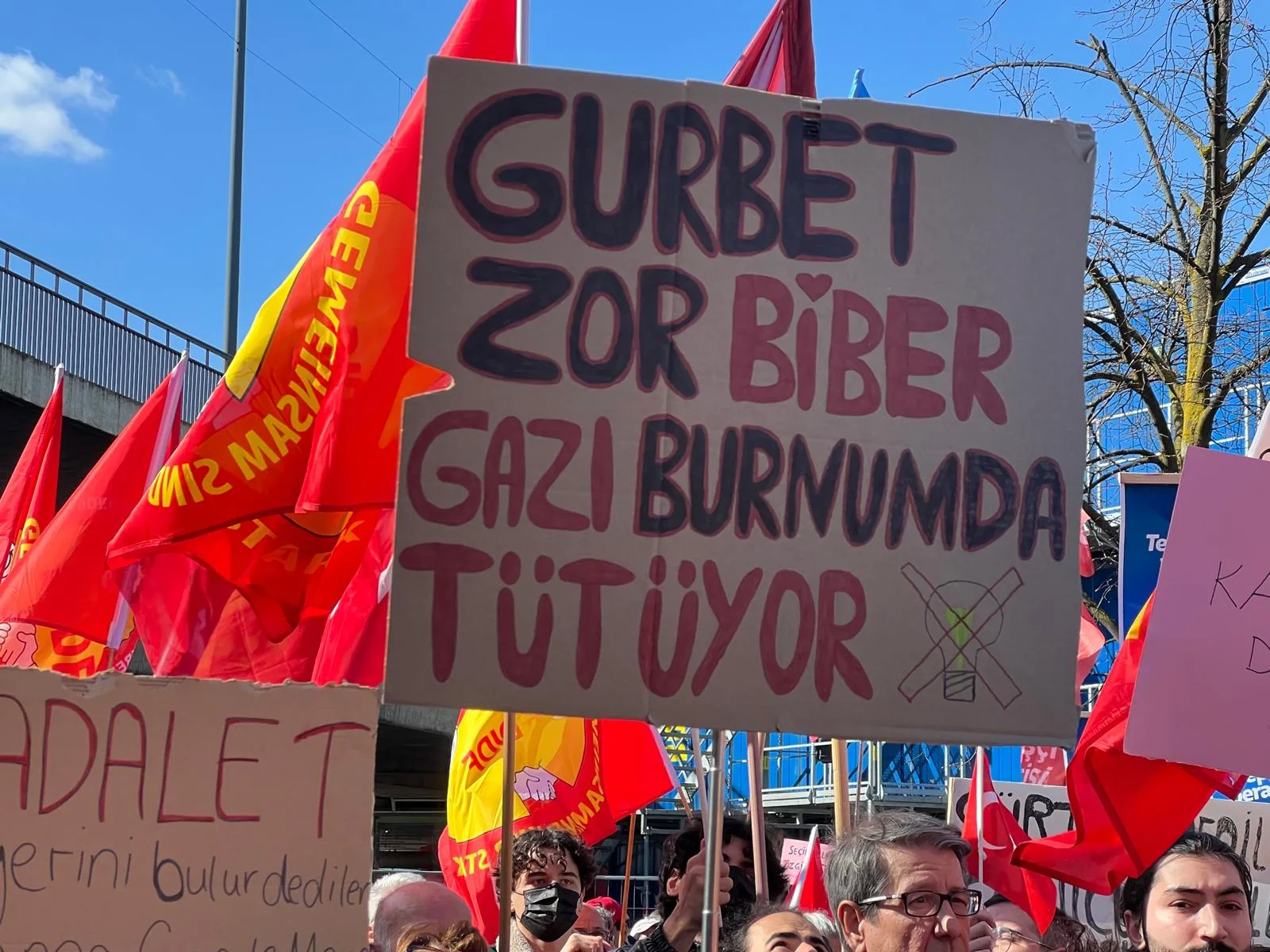 CHP Düsseldorf İmamoğlu'na Özgürlük Mitingi