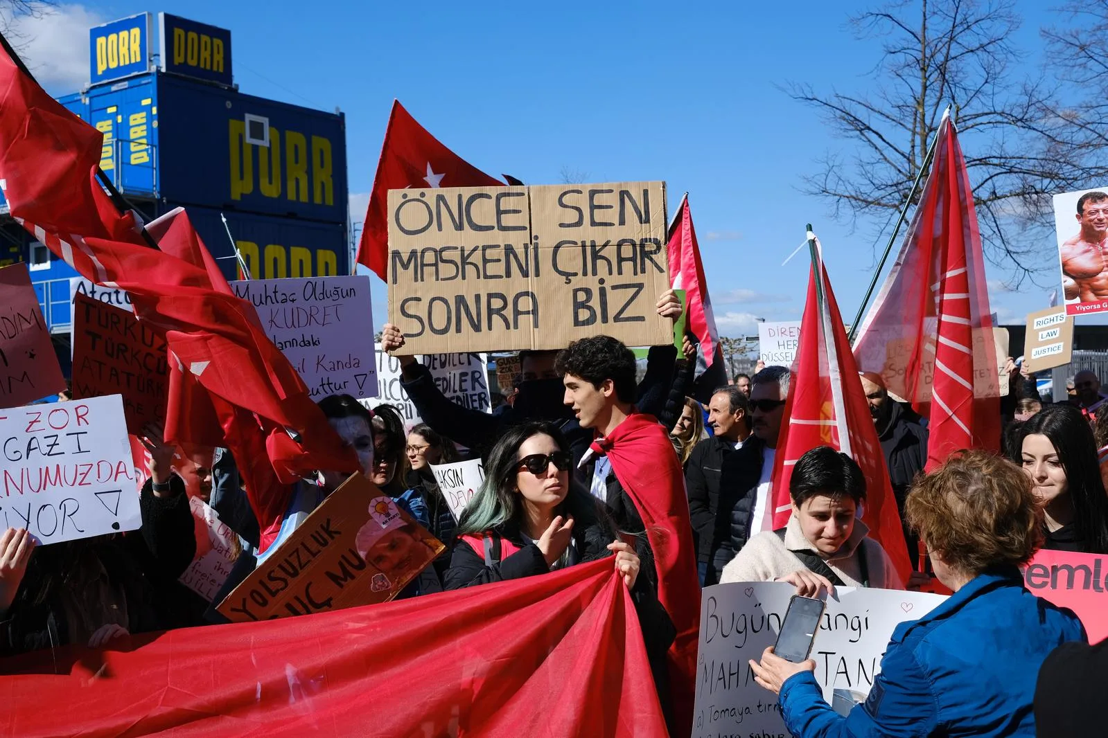 CHP Düsseldorf İmamoğlu'na Özgürlük Mitingi