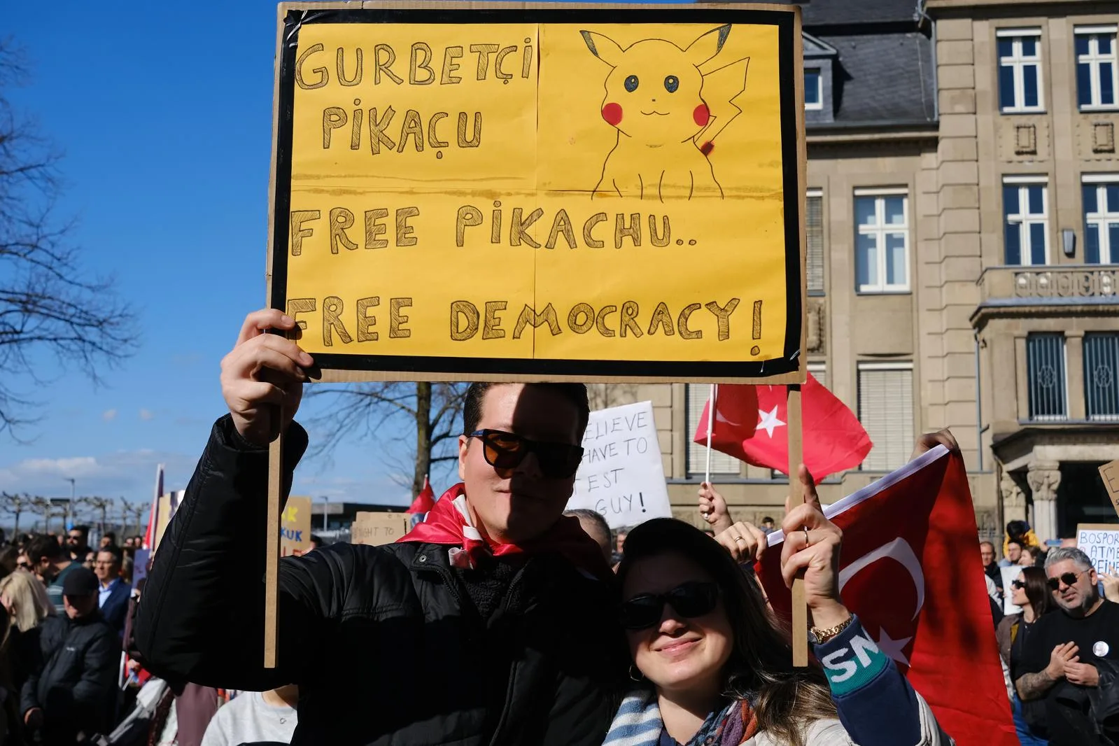 CHP Düsseldorf İmamoğlu'na Özgürlük Mitingi