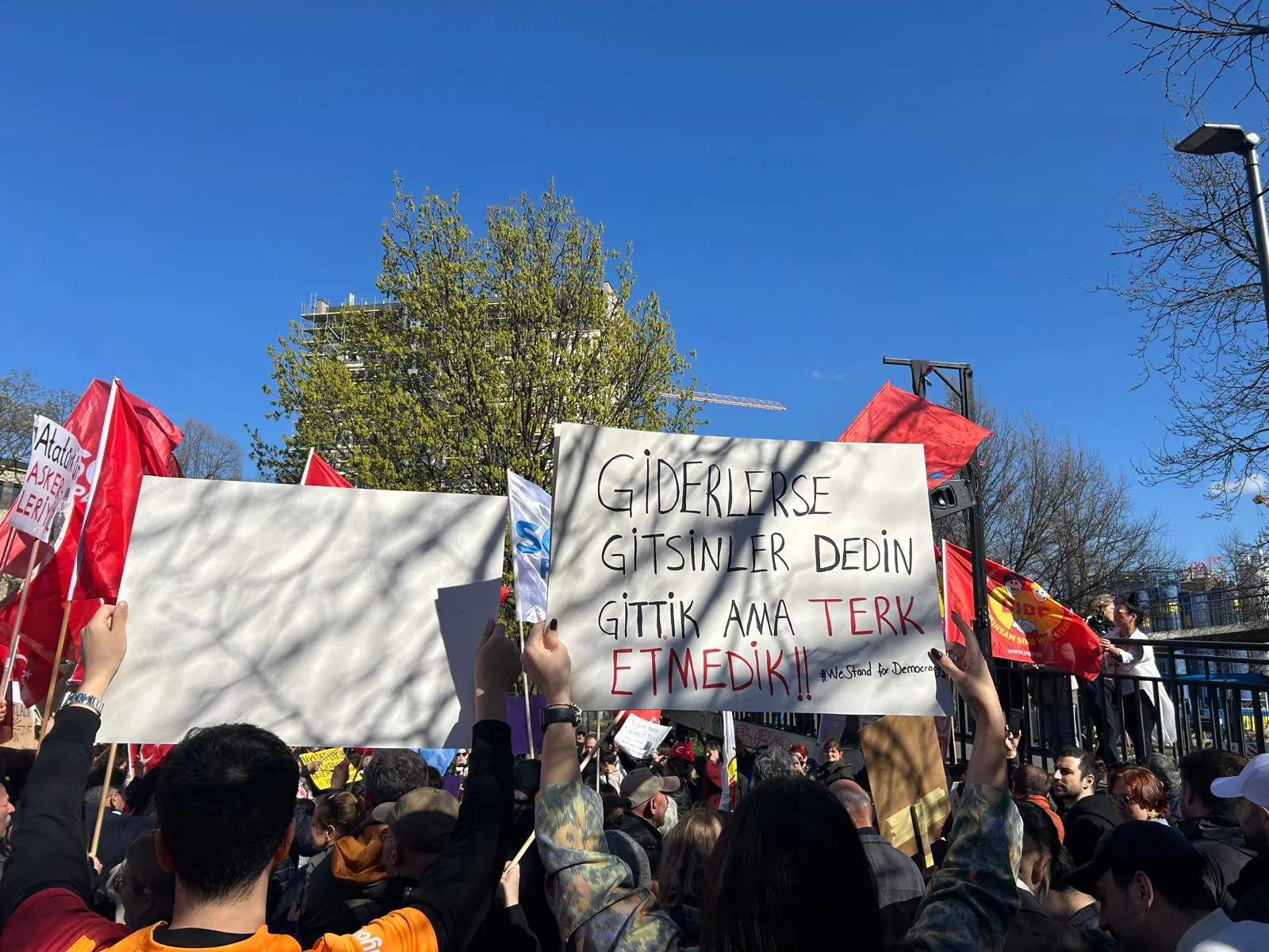 CHP Düsseldorf İmamoğlu'na Özgürlük Mitingi