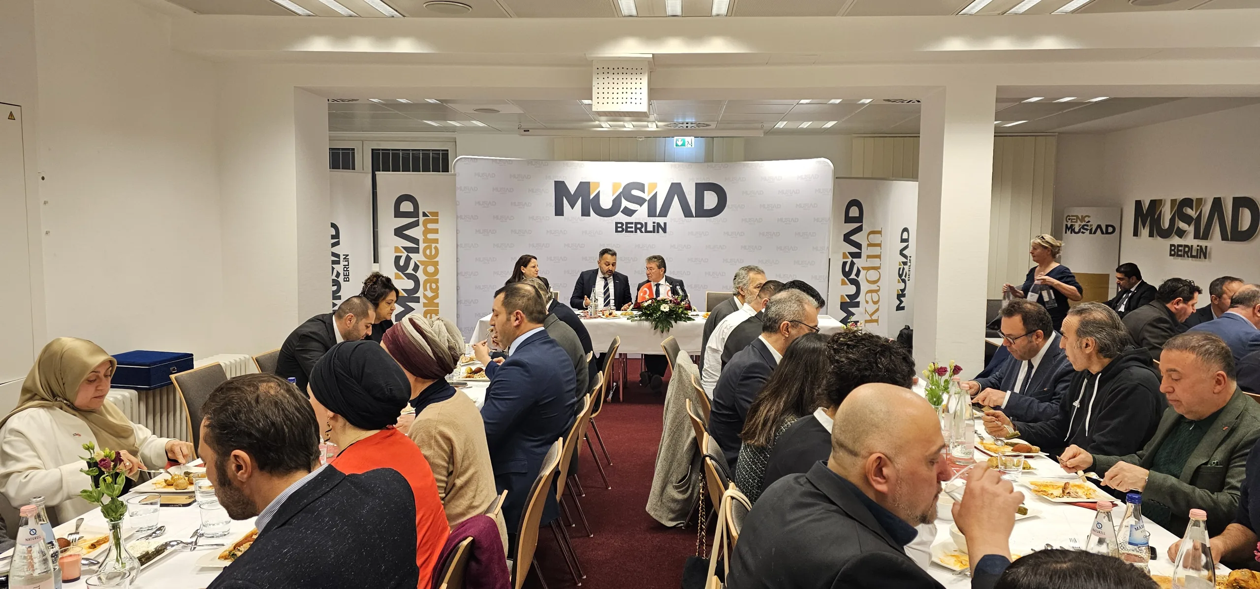 MÜSİAD Berlin, KKTC Heyetini Ağırladı
