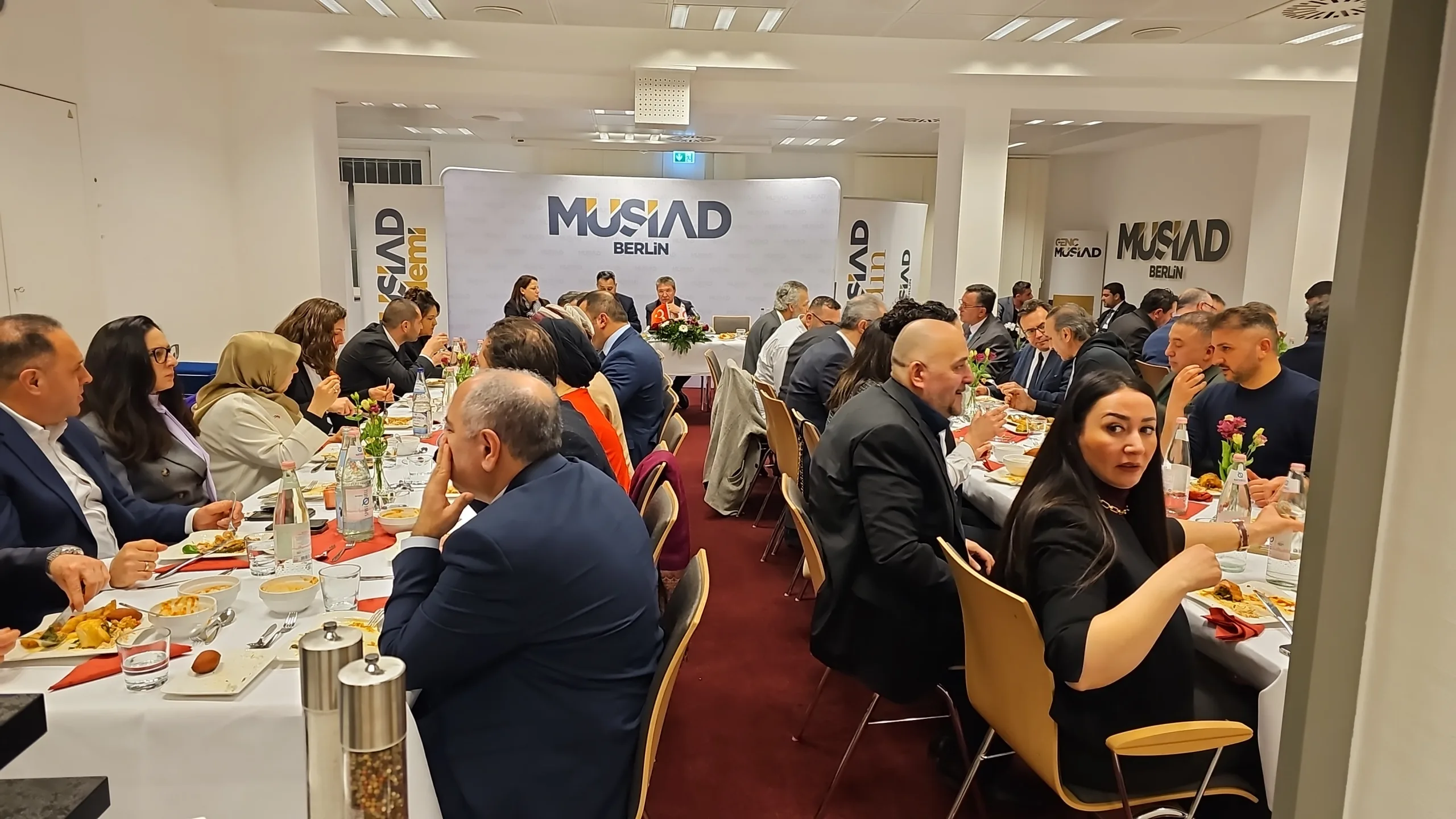 MÜSİAD Berlin, KKTC Heyetini Ağırladı