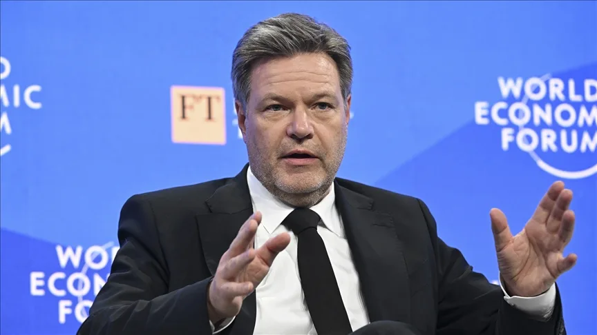 Habeck: ‘Borsalar çöktü, hasar büyüyebilir’