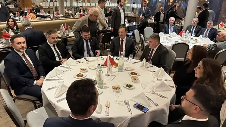 THY Berlin Ofisi, iftar programı düzenledi