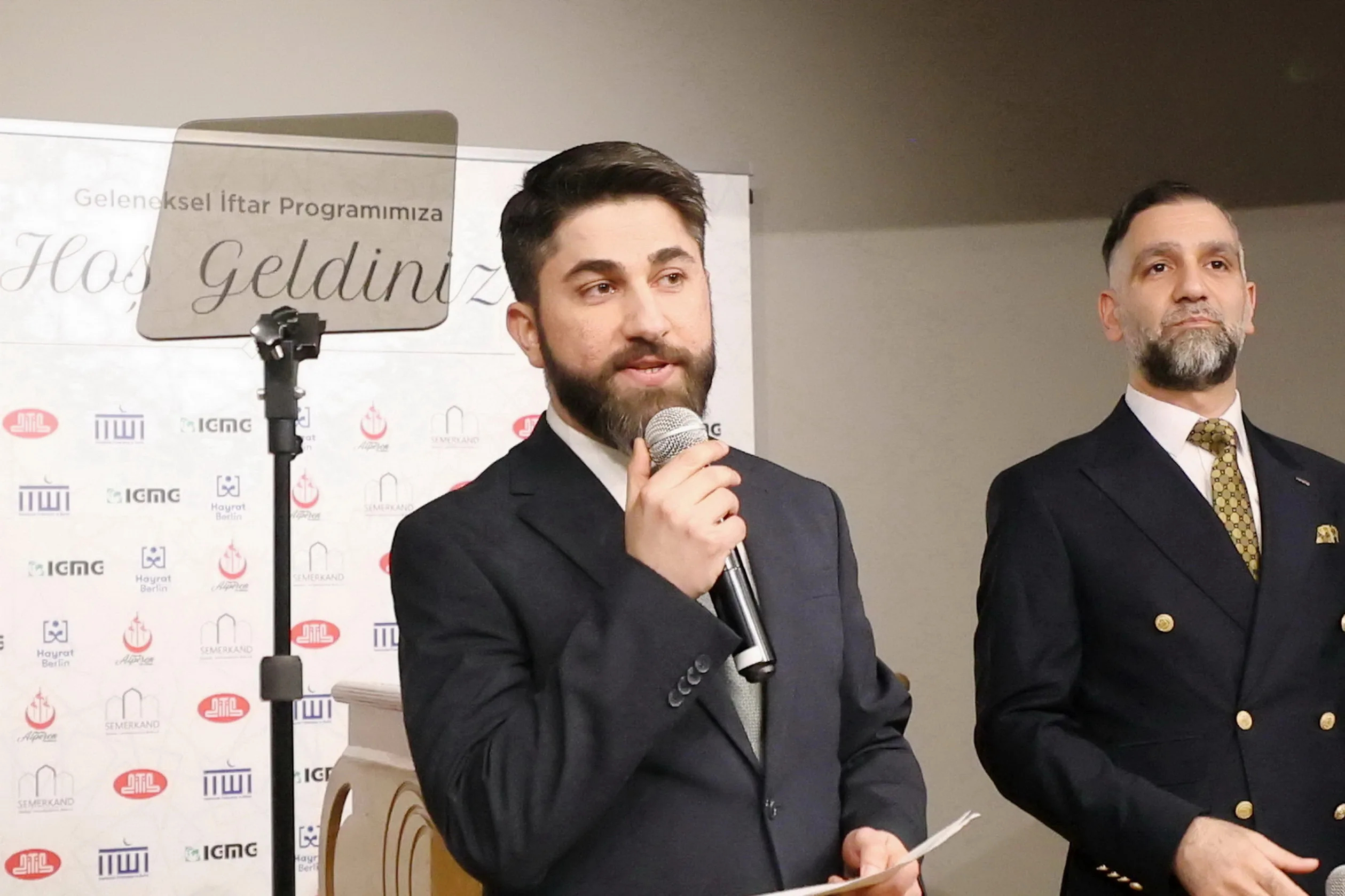 Bakan Ersoy Berlin'de iftar programına katıldı