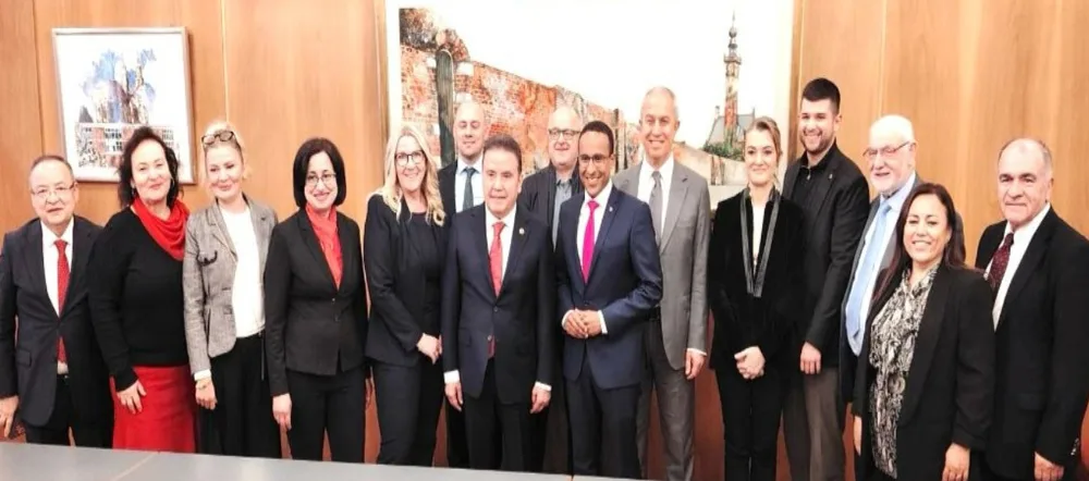 Antalya Heyeti Nürnberg’e adeta baharı getirdi