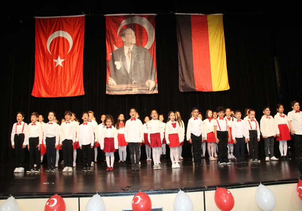 Coşkulu 23 Nisan Bayram kutlaması Fürth’de düzenlendi