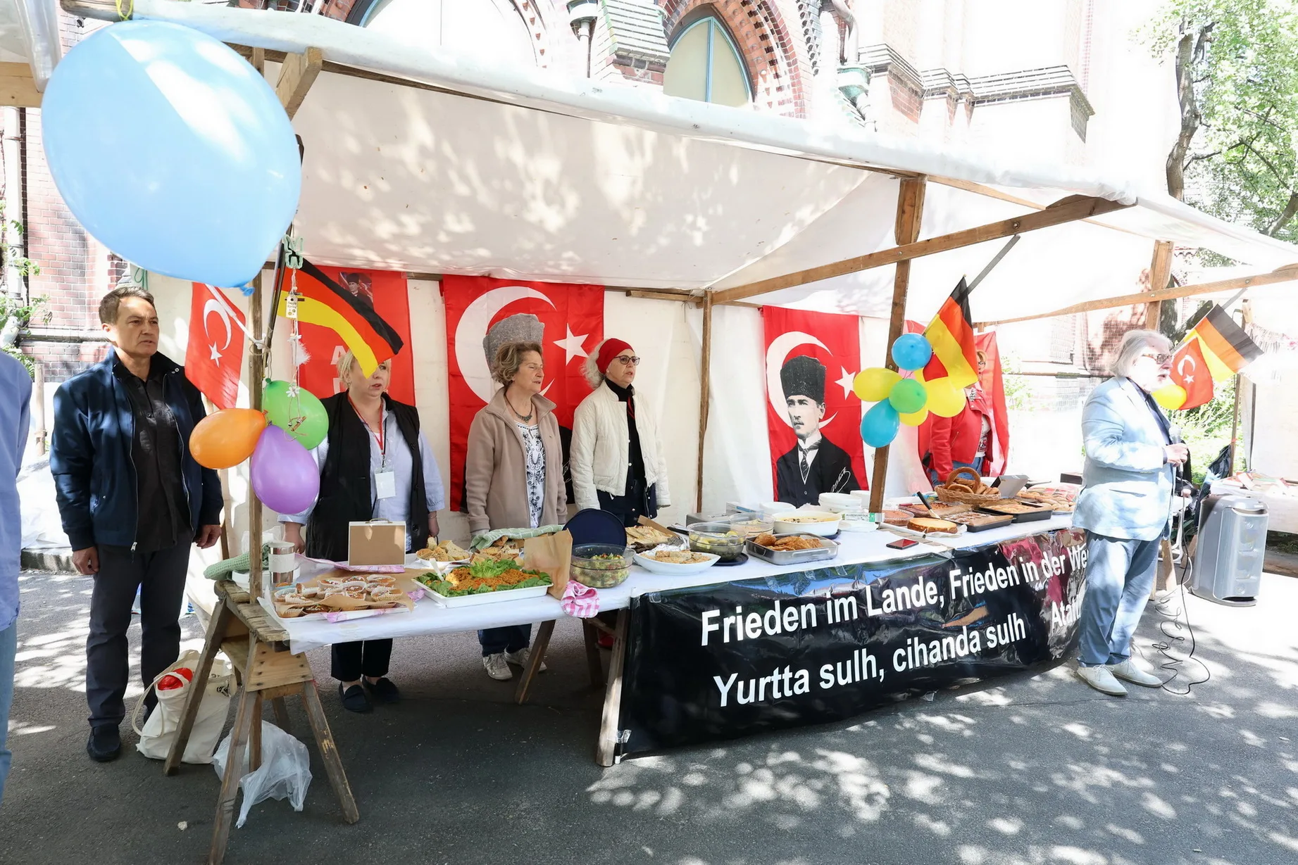Berlin ADD, 23 Nisan’ı coşkuyla kutladı