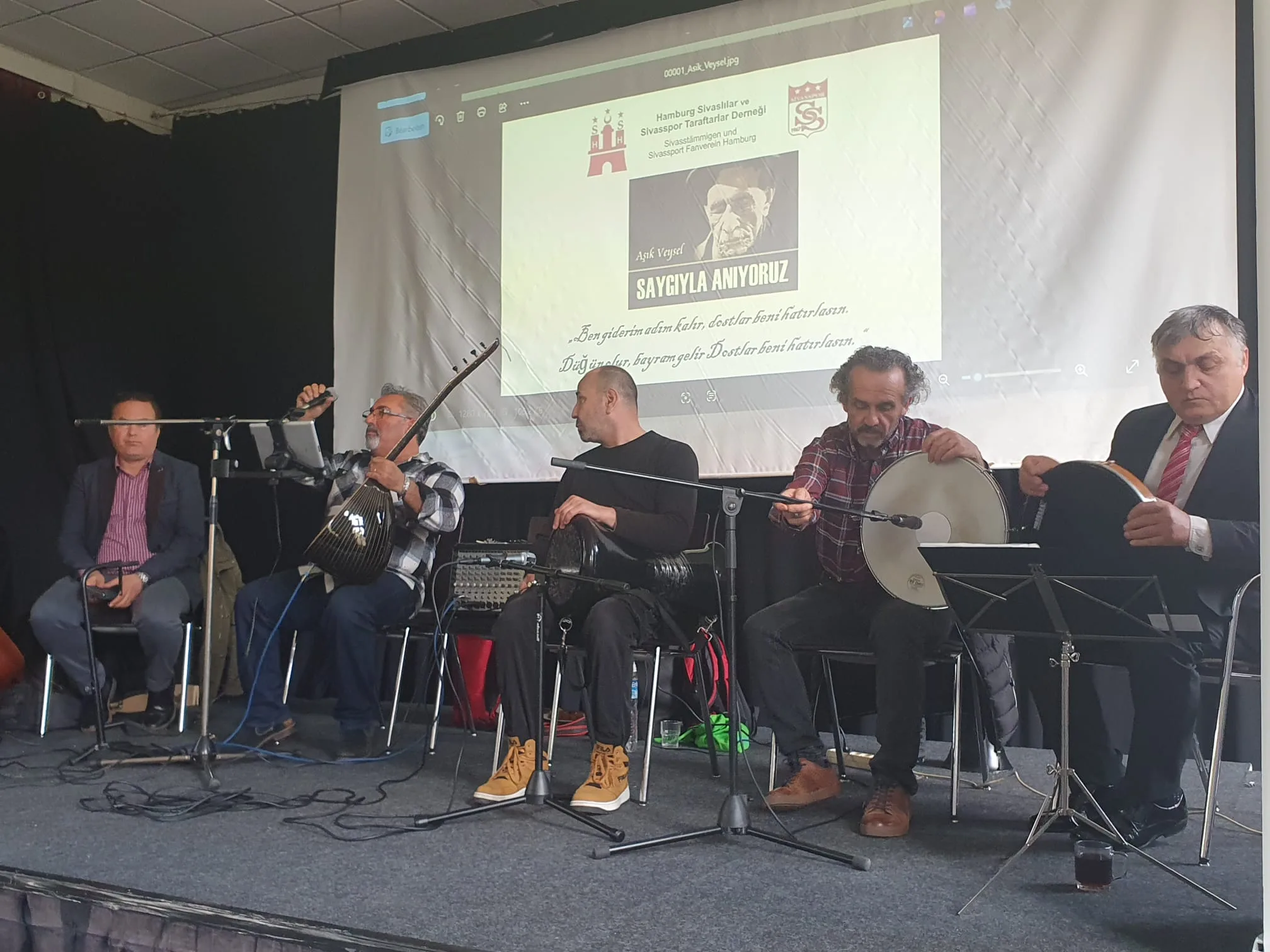 Âşık Veysel Şatıroğlu Hamburg’da Anıldı