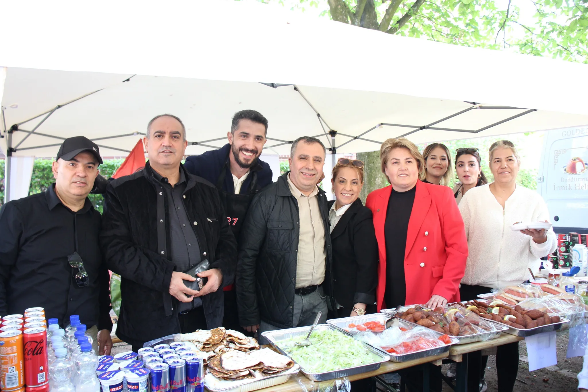 Hamburg'da 23 Nisan Ulusal Egemenlik ve Çocuk Bayramı Coşkuyla Kutlandı