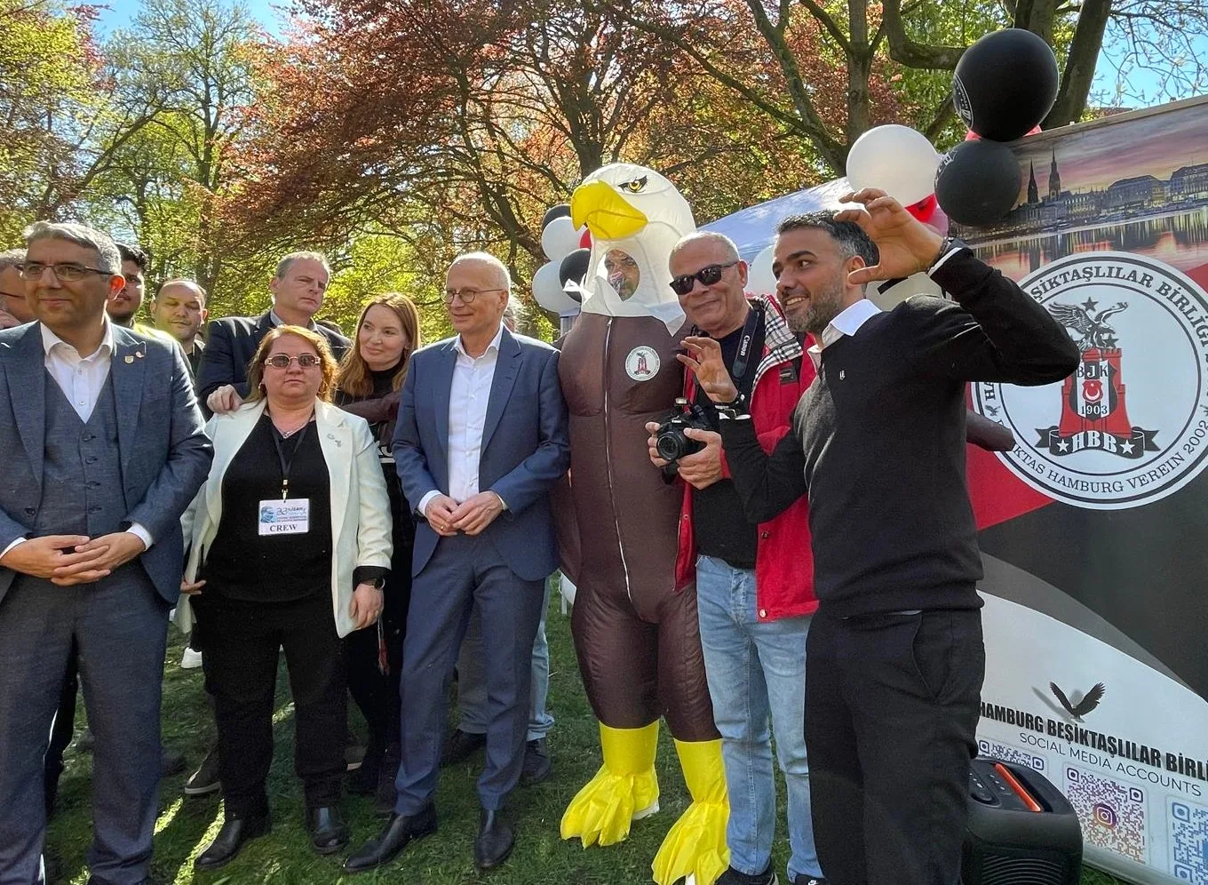 Hamburg'da 23 Nisan Ulusal Egemenlik ve Çocuk Bayramı Coşkuyla Kutlandı