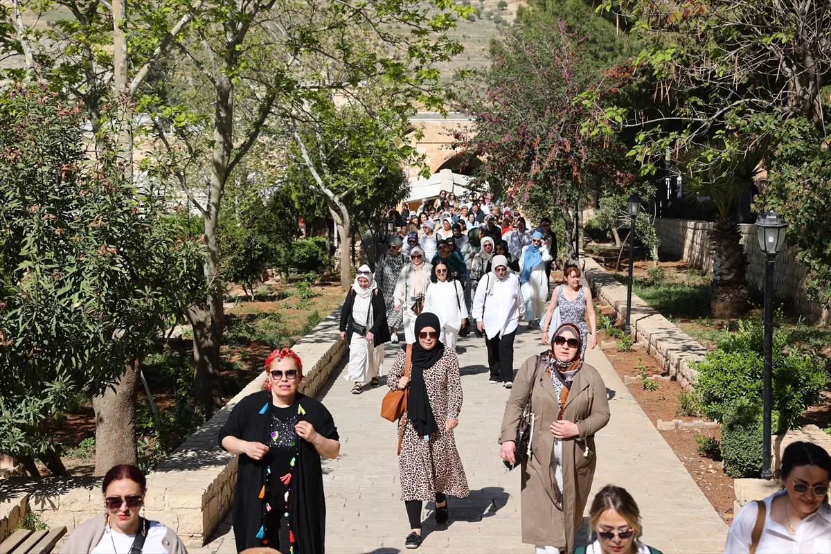 Gurbetçi 105 kadın, Diyarbakır ve Mardin’e hayran kaldı