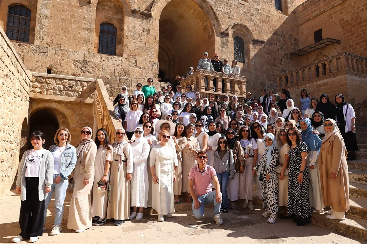 Gurbetçi 105 kadın, Diyarbakır ve Mardin’e hayran kaldı