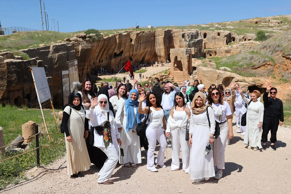 Gurbetçi 105 kadın, Diyarbakır ve Mardin’e hayran kaldı