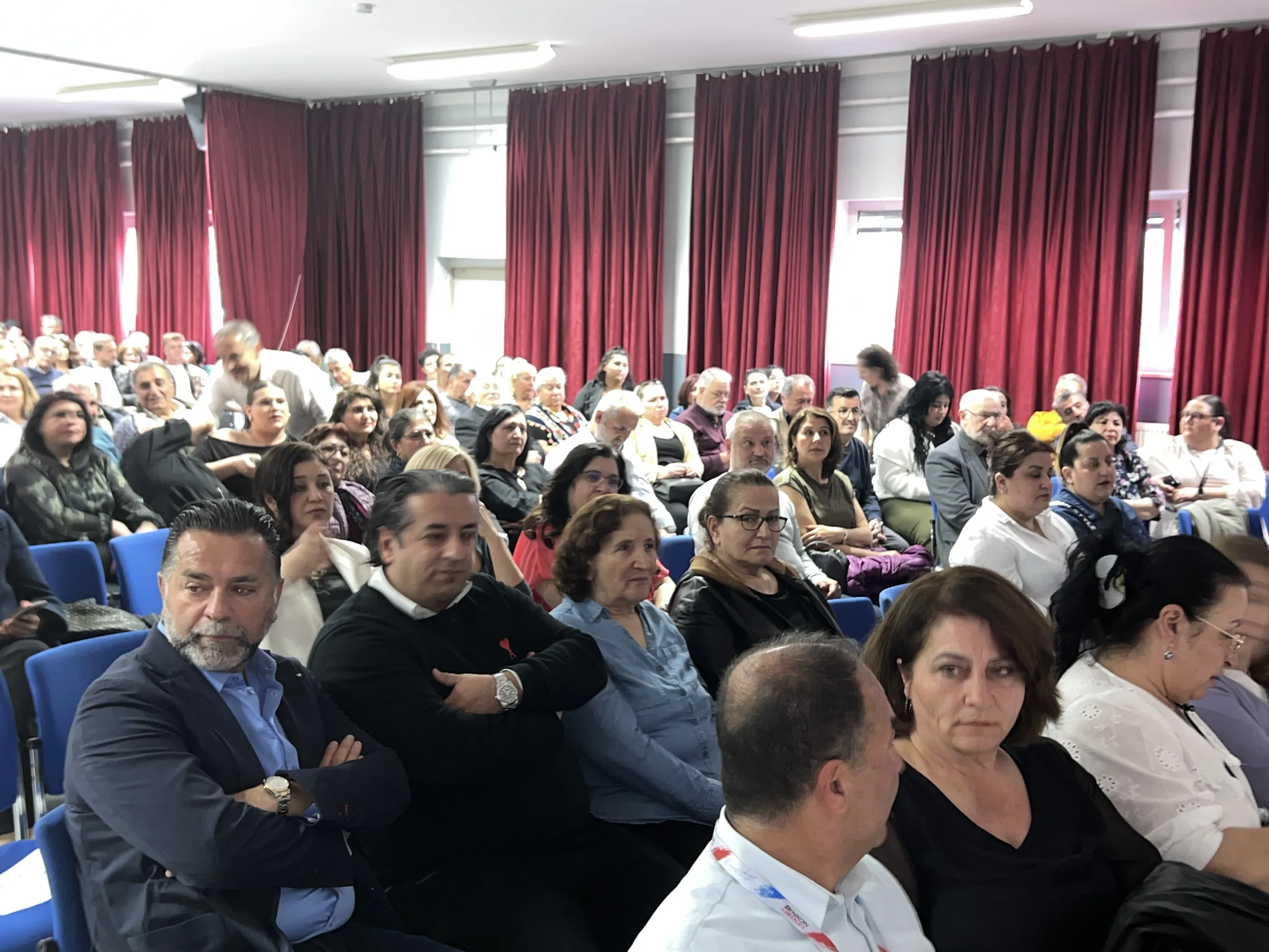 Nürnberg'de düzenlenen “Türküler Sevdamız” konserinde adalet çağrısı