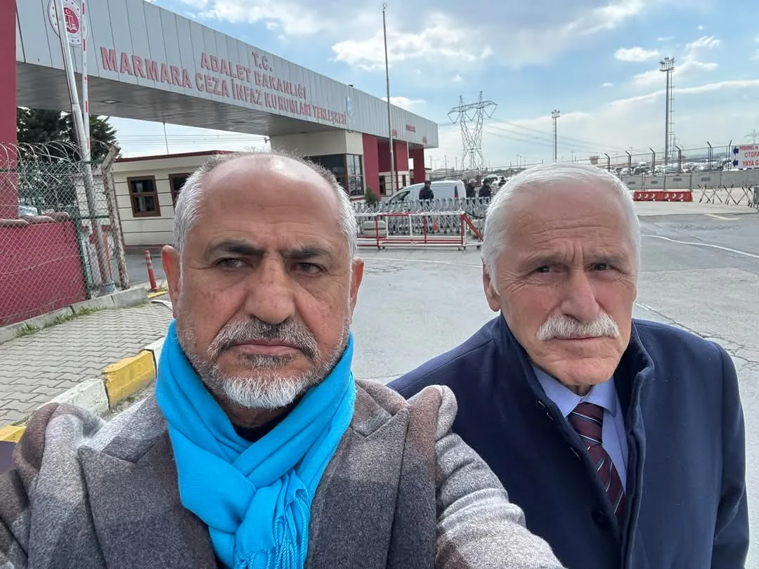 “Susmuyoruz, korkmuyoruz, itaat etmiyoruz!”