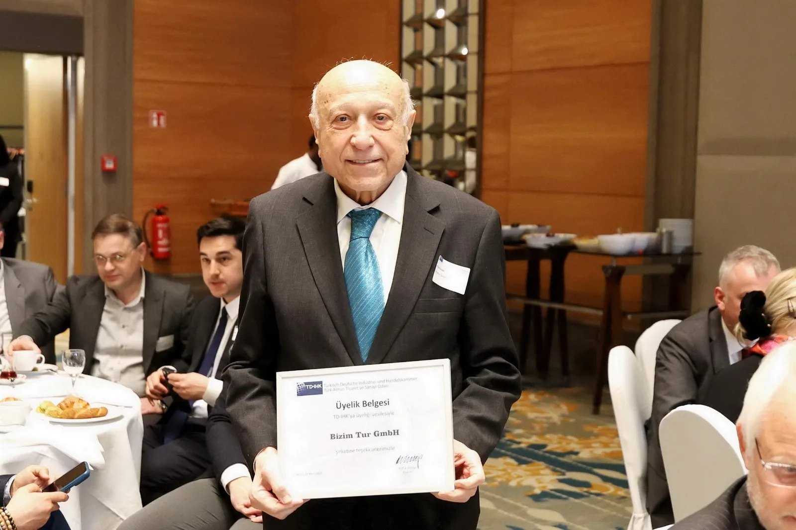 TD-IHK Görkemli Bir Bayramlaşma Etkinliği Düzenledi