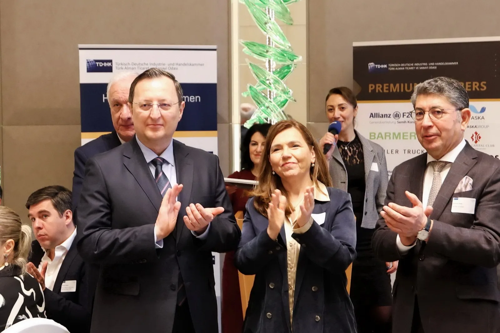 TD-IHK Görkemli Bir Bayramlaşma Etkinliği Düzenledi
