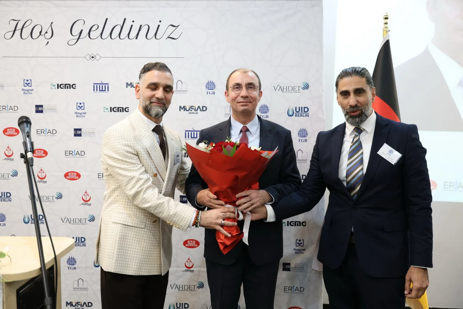 Berlin’de 12 Derneğin Katılımıyla Ramazan Bayramı Buluşması