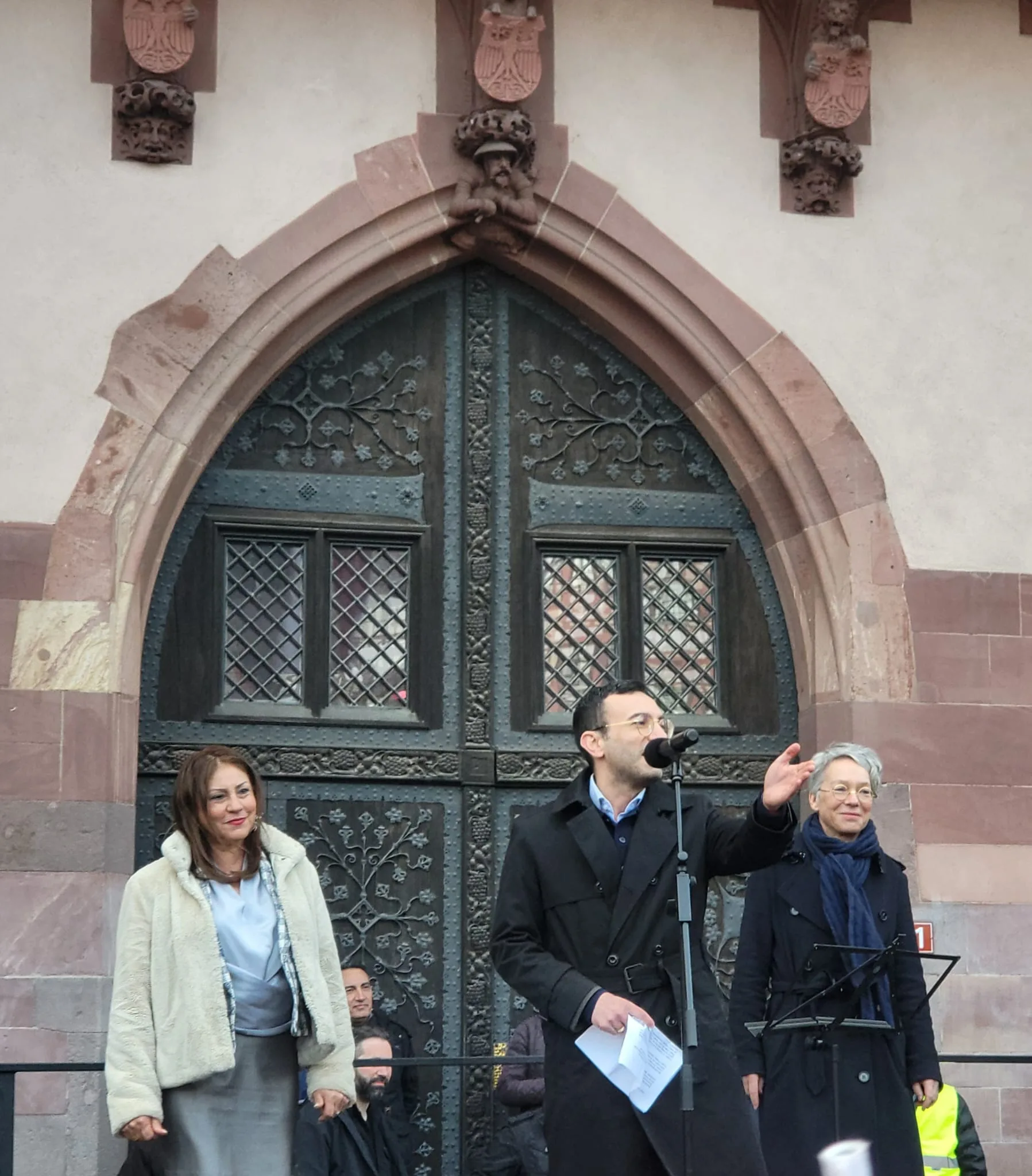 Frankfurt’ta üçüncü dayanışma mitingi