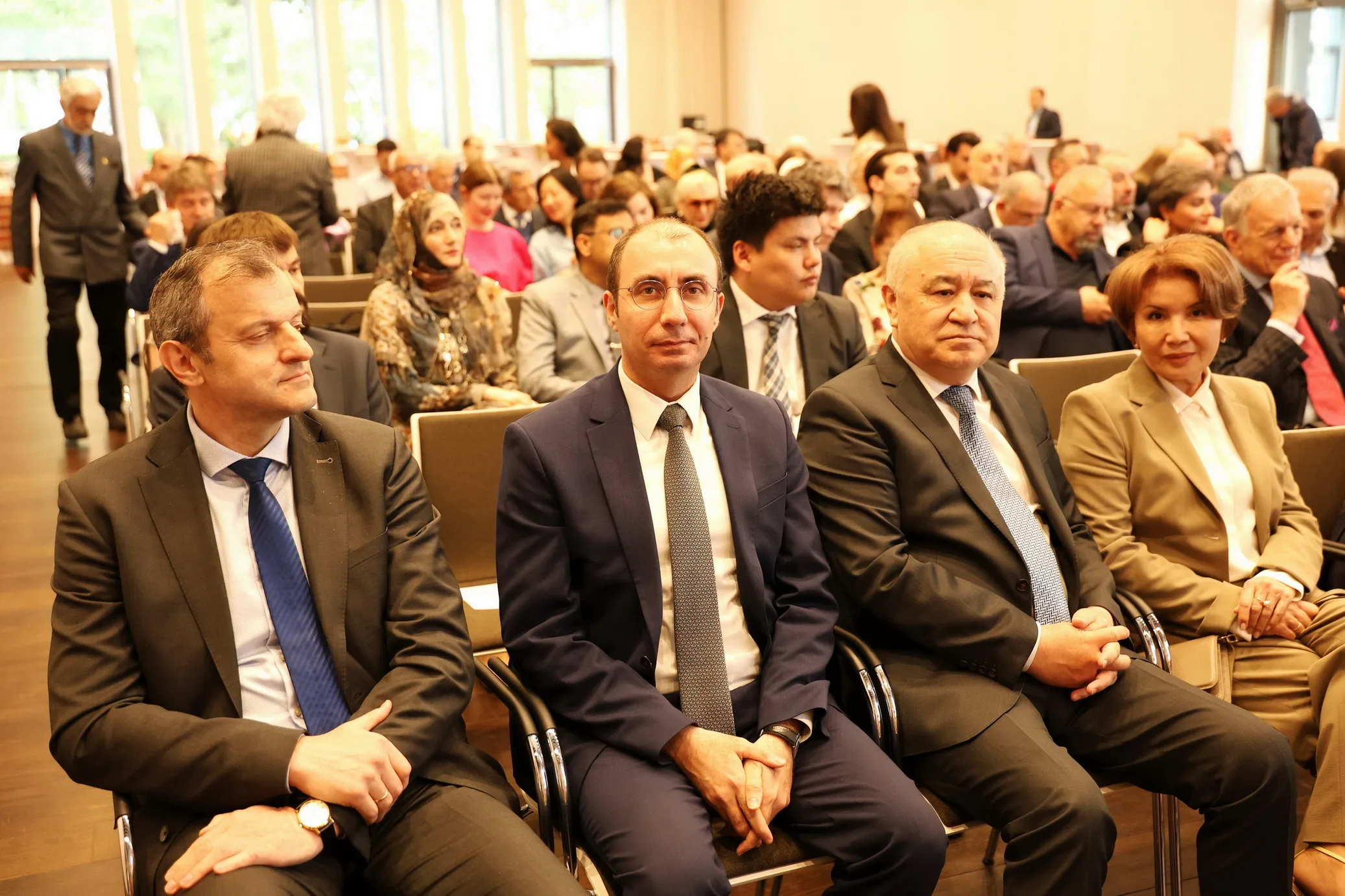 Berlin’de Haydar Aliyev’in 102. Doğum Günü Coşkuyla Kutlandı