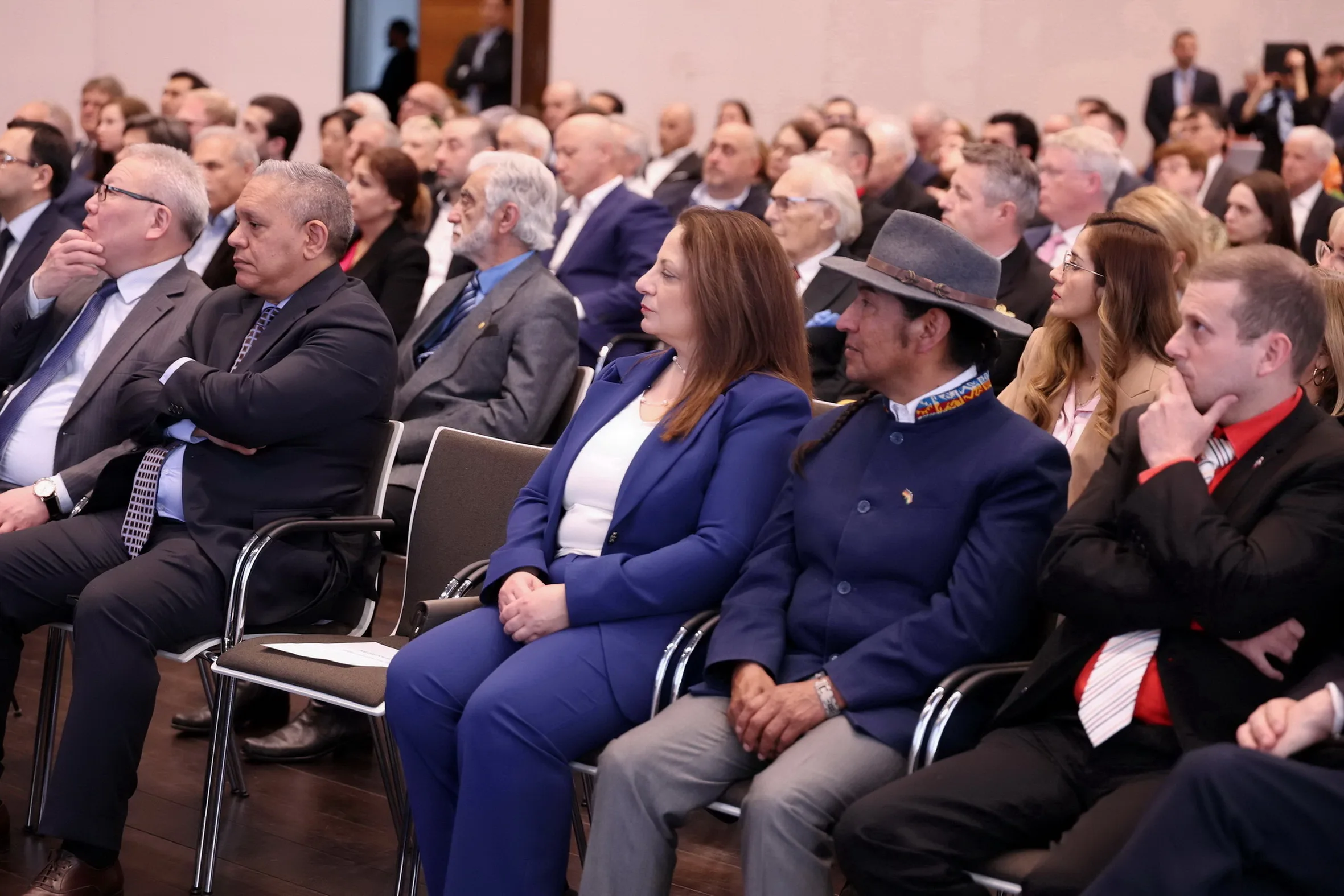 Berlin’de Haydar Aliyev’in 102. Doğum Günü Coşkuyla Kutlandı