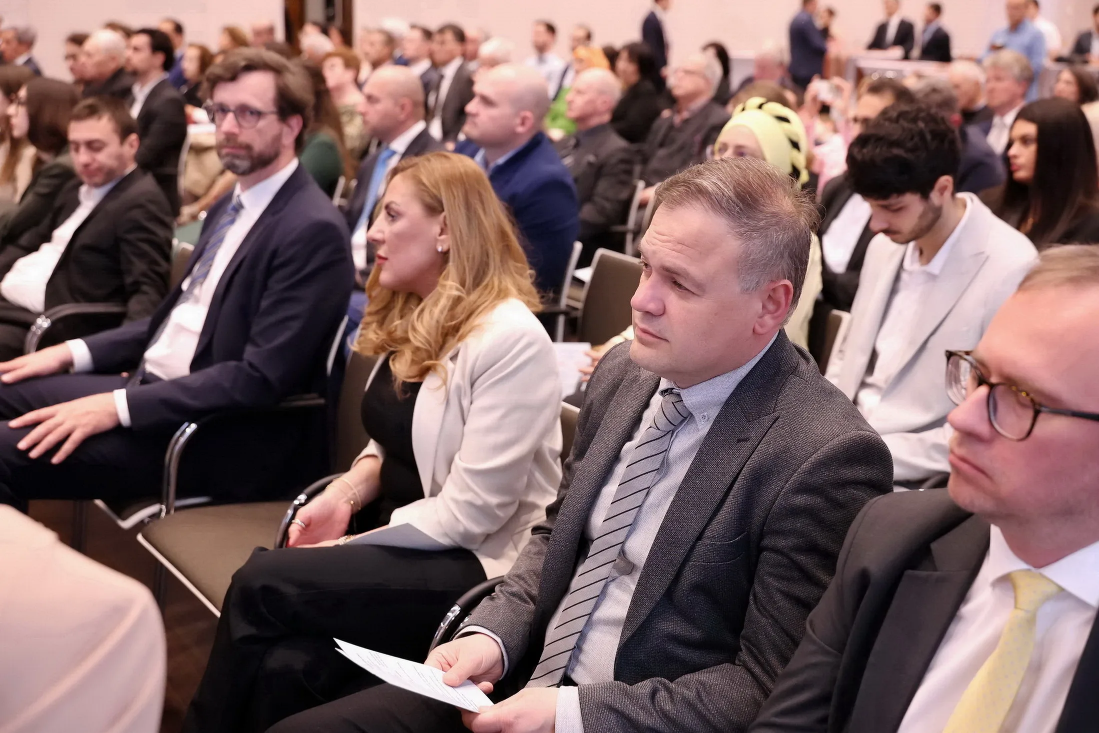 Berlin’de Haydar Aliyev’in 102. Doğum Günü Coşkuyla Kutlandı