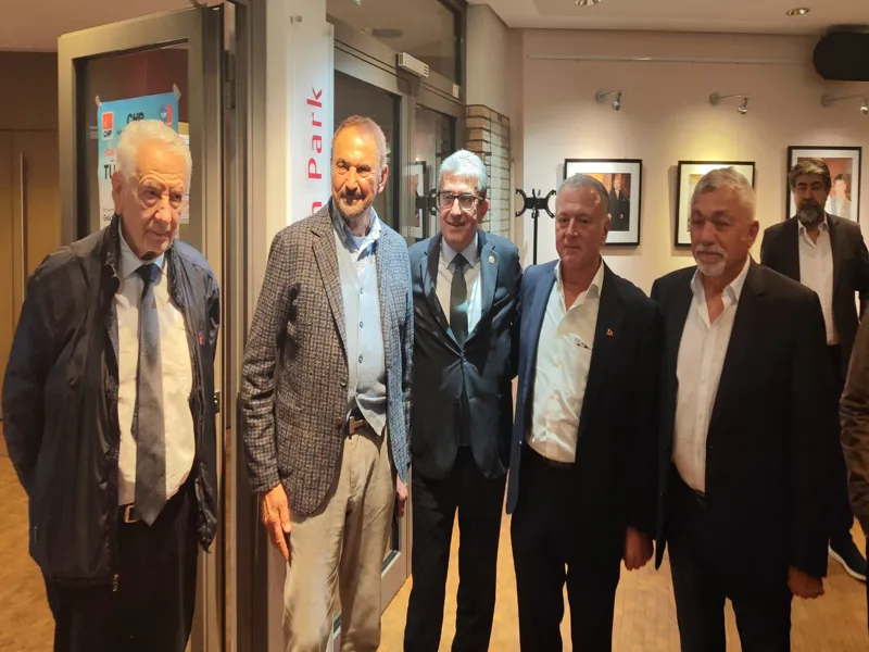 CHP Hamburg’dan Yoğun Katılımlı “Türkiye’nin Geleceği” Paneli