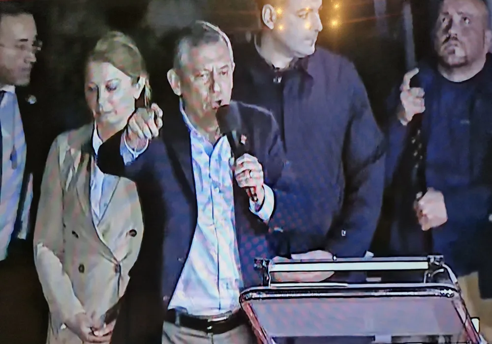 Özgür Özel Saldırı Sonrası Ankara'da Partililere Seslendi