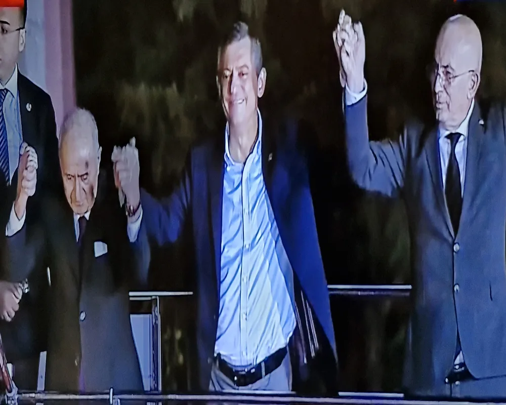 Özgür Özel Saldırı Sonrası Ankara'da Partililere Seslendi