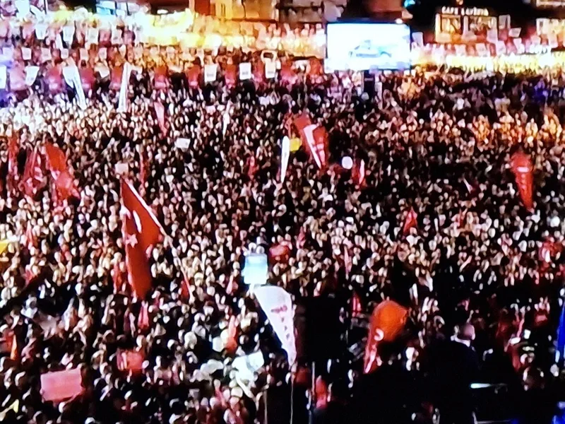 Özgür Özel: "Esenler Artık Milletindir"