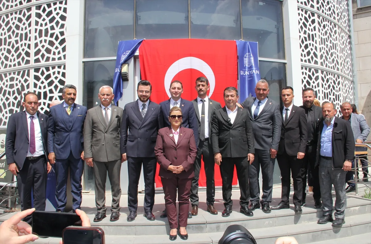 Gurbetçilerden Kayseri’deki engellilere destek