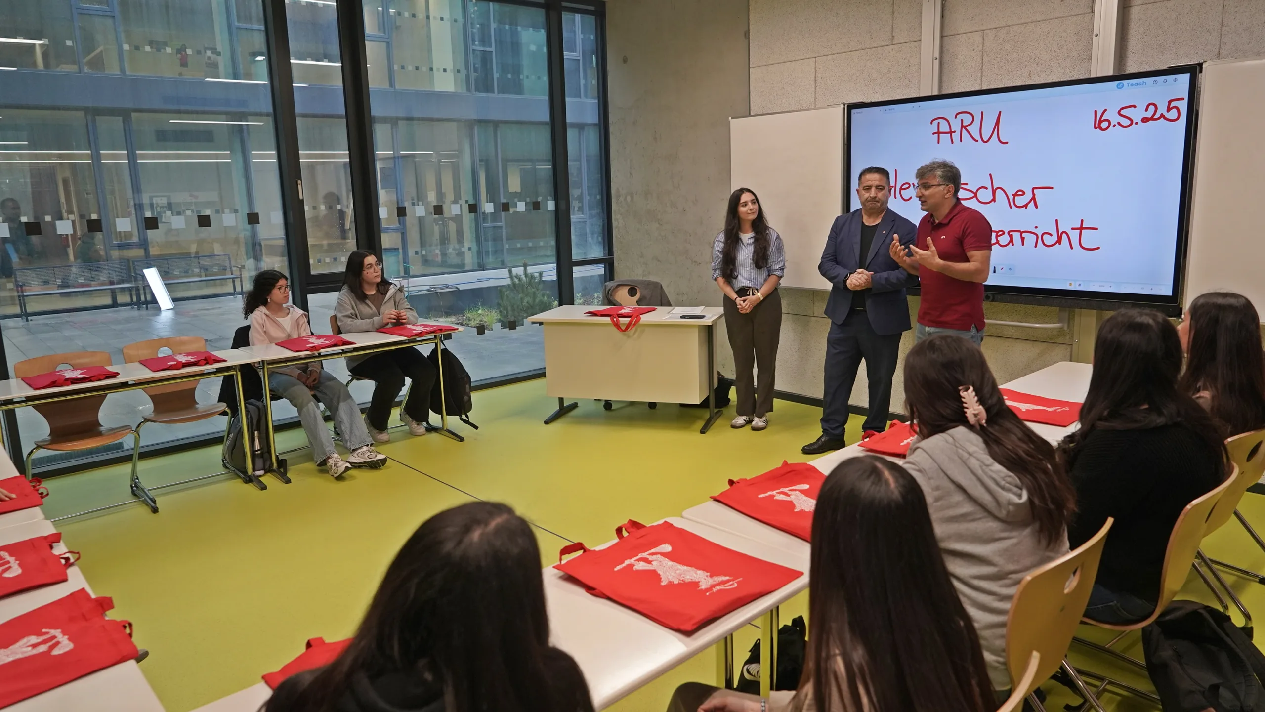 ARU Dersleri 18. Okulda Gülbenkle Başladı