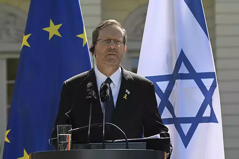 İsrail Cumhurbaşkanı Isaac Herzog Berlin’de