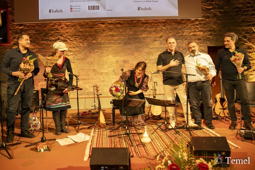 Pınar ve İmam Özgül'den Berlin'de Unutulmaz Konser