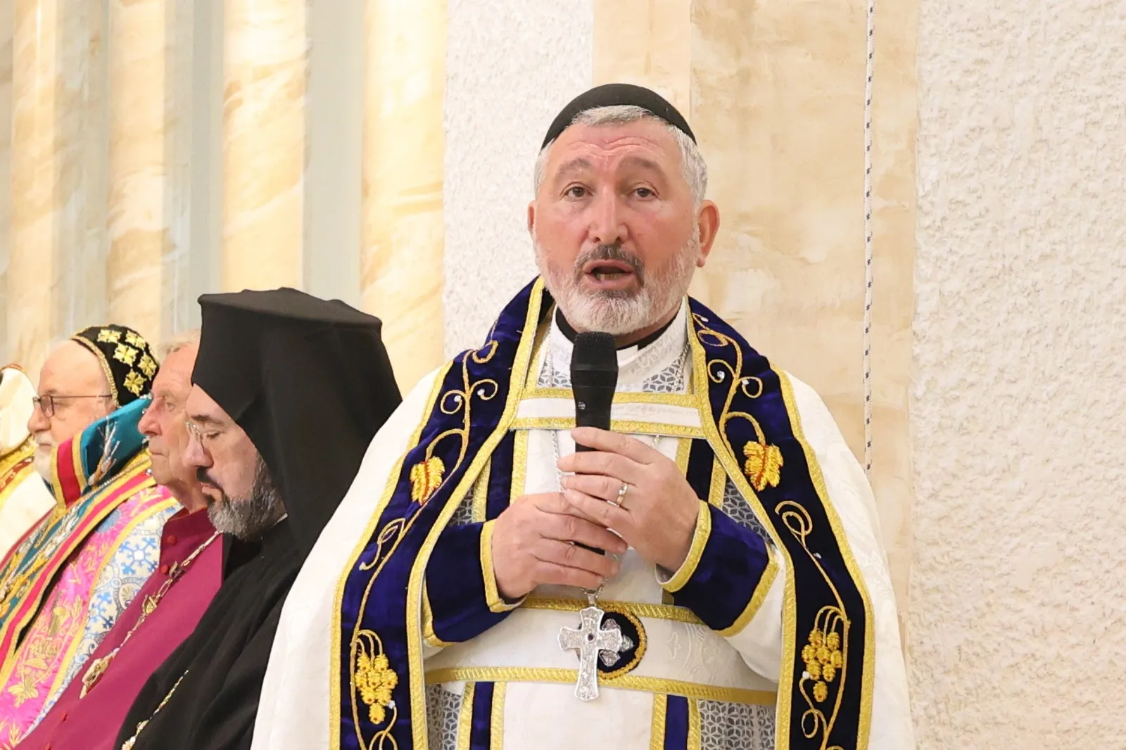 Berlin Süryani Kilisesi ibadete açıldı