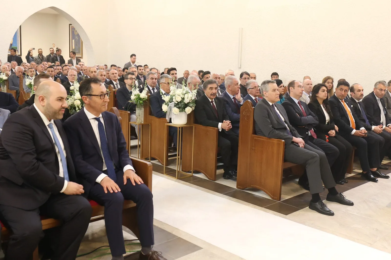 Berlin Süryani Kilisesi ibadete açıldı