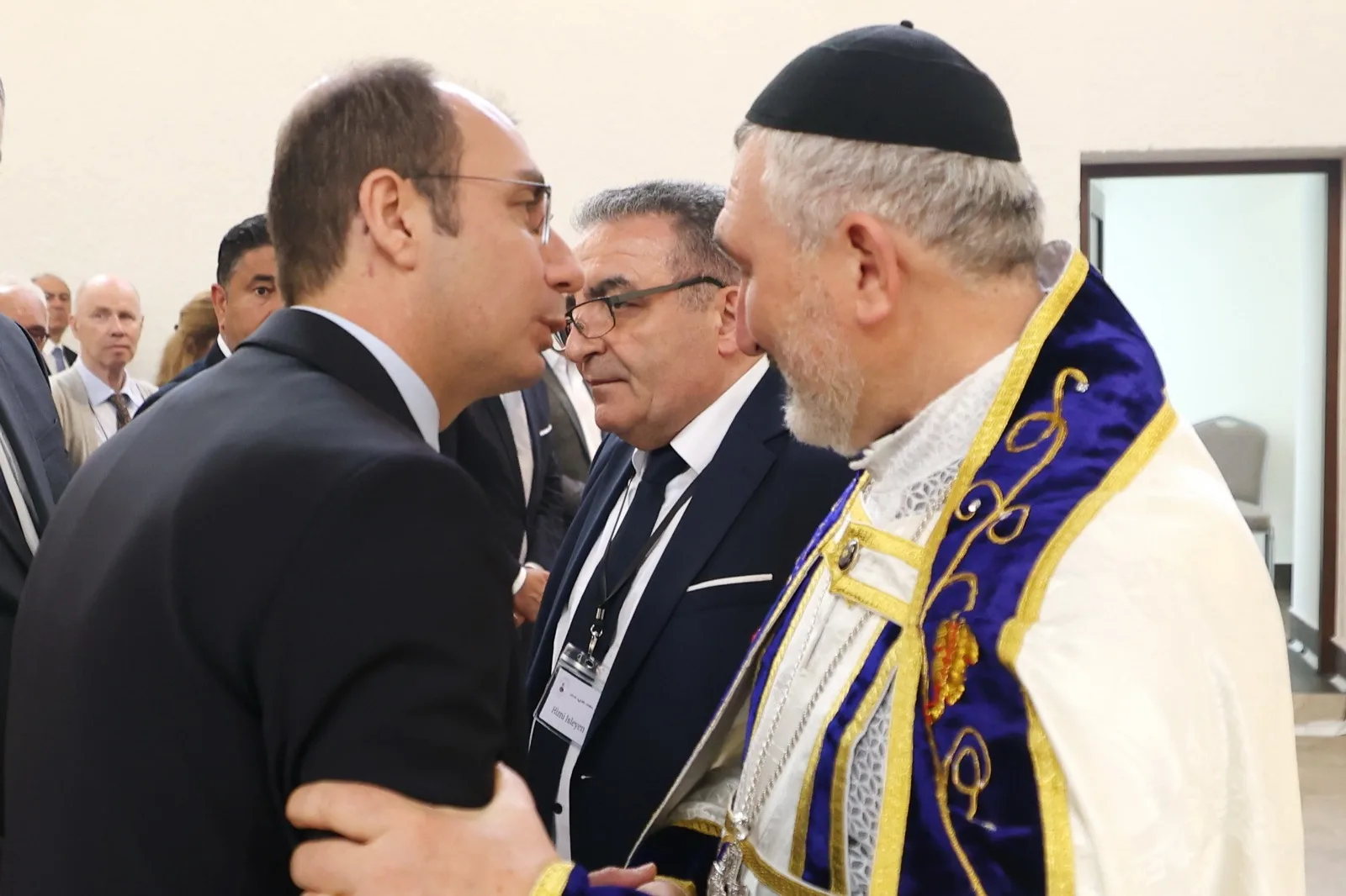 Berlin Süryani Kilisesi ibadete açıldı