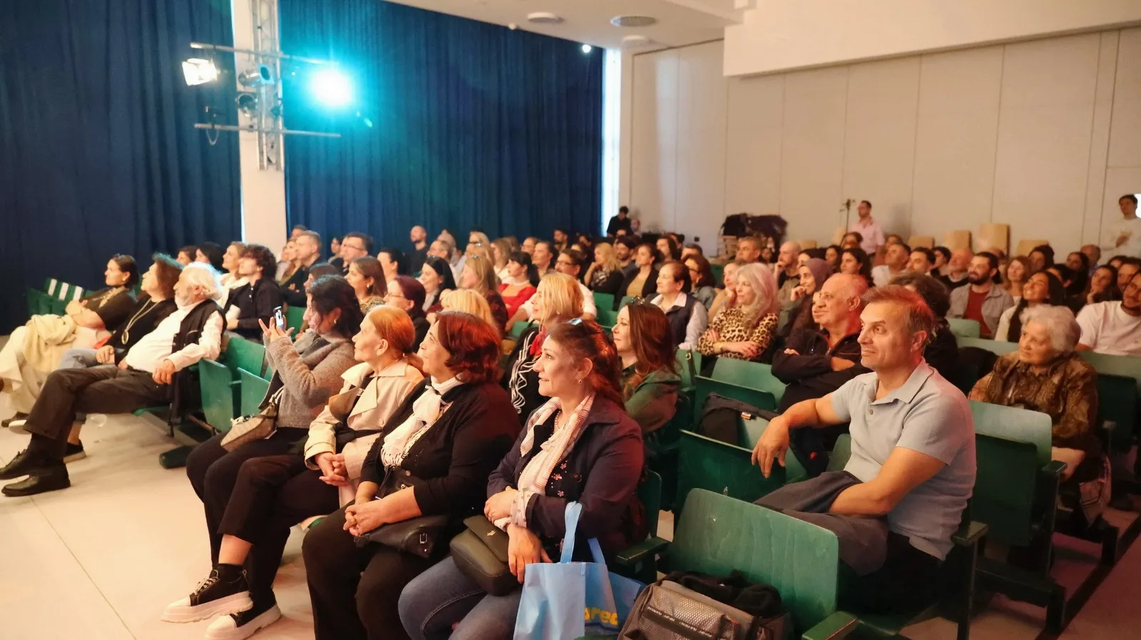 Berlin`den Adıyaman’da Bir Kreşe Umut Işığı
