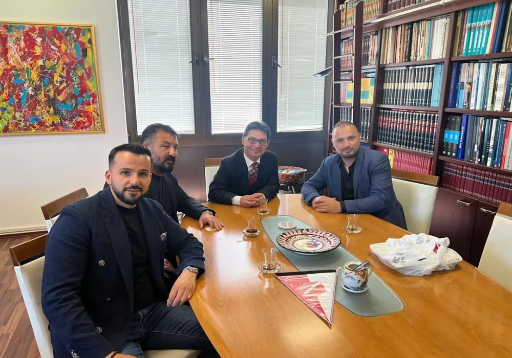 Yeni Başkan Karakuş’tan Başkonsolos Erdoğan’a Ziyaret