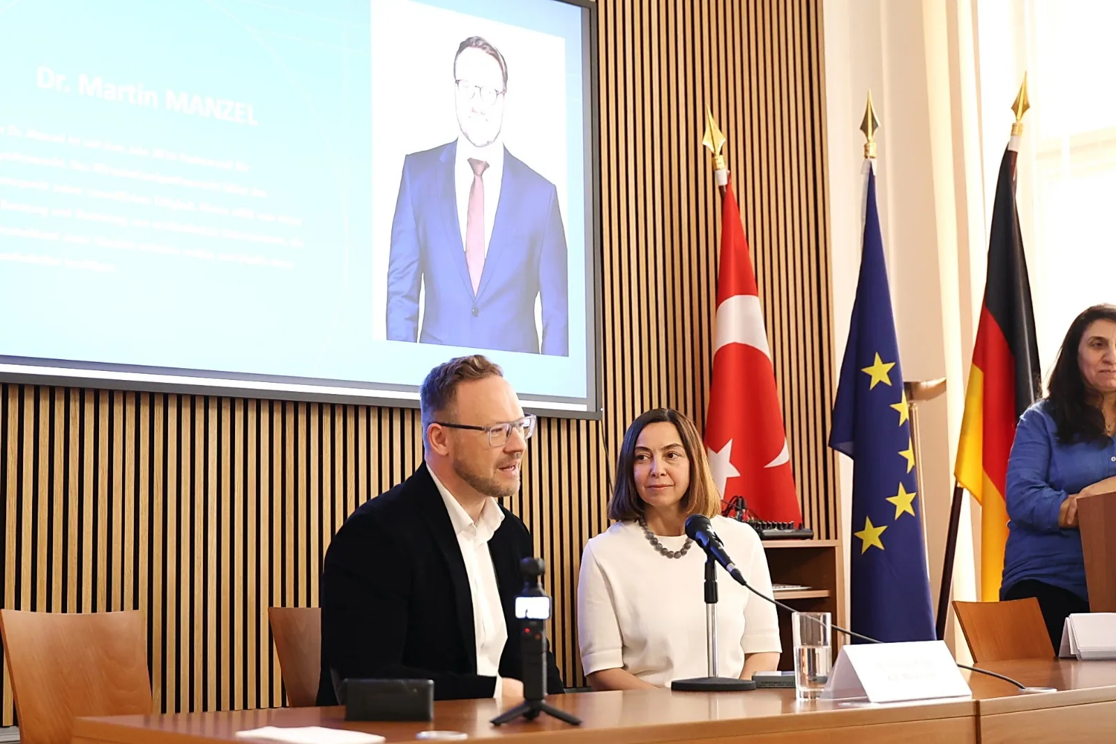 TDU'dan "Firmalar Kendini Tanıtıyor" Programı: İş Dünyası Bir Araya Geldi