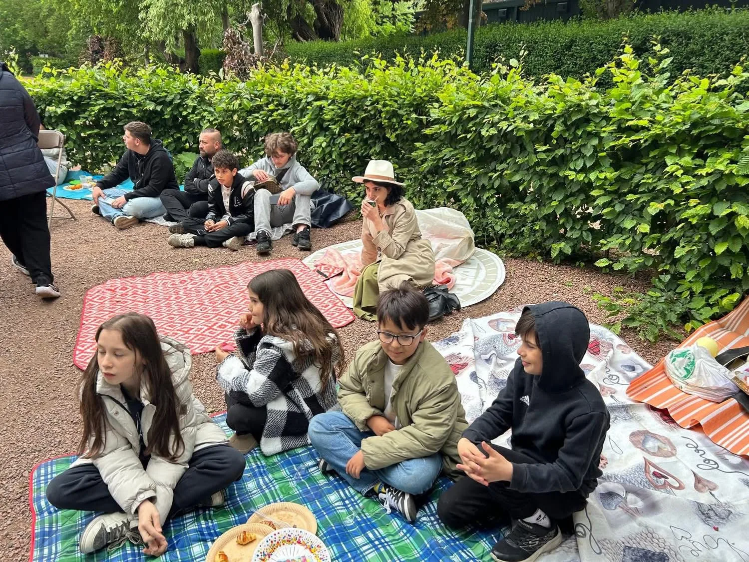 Miniklerle Piknikte Tiyatro: Binfikir’den Sezon Finaline Renkli Veda