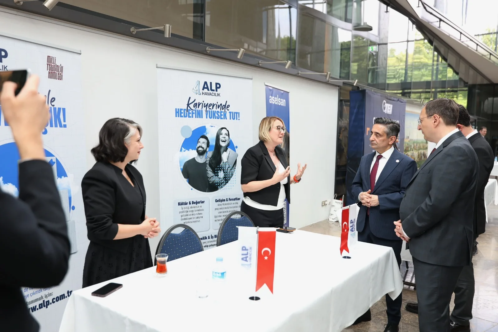 Berlin Büyükelçiliği’nde 6. Geleneksel Öğrenci Buluşması Gerçekleştirildi