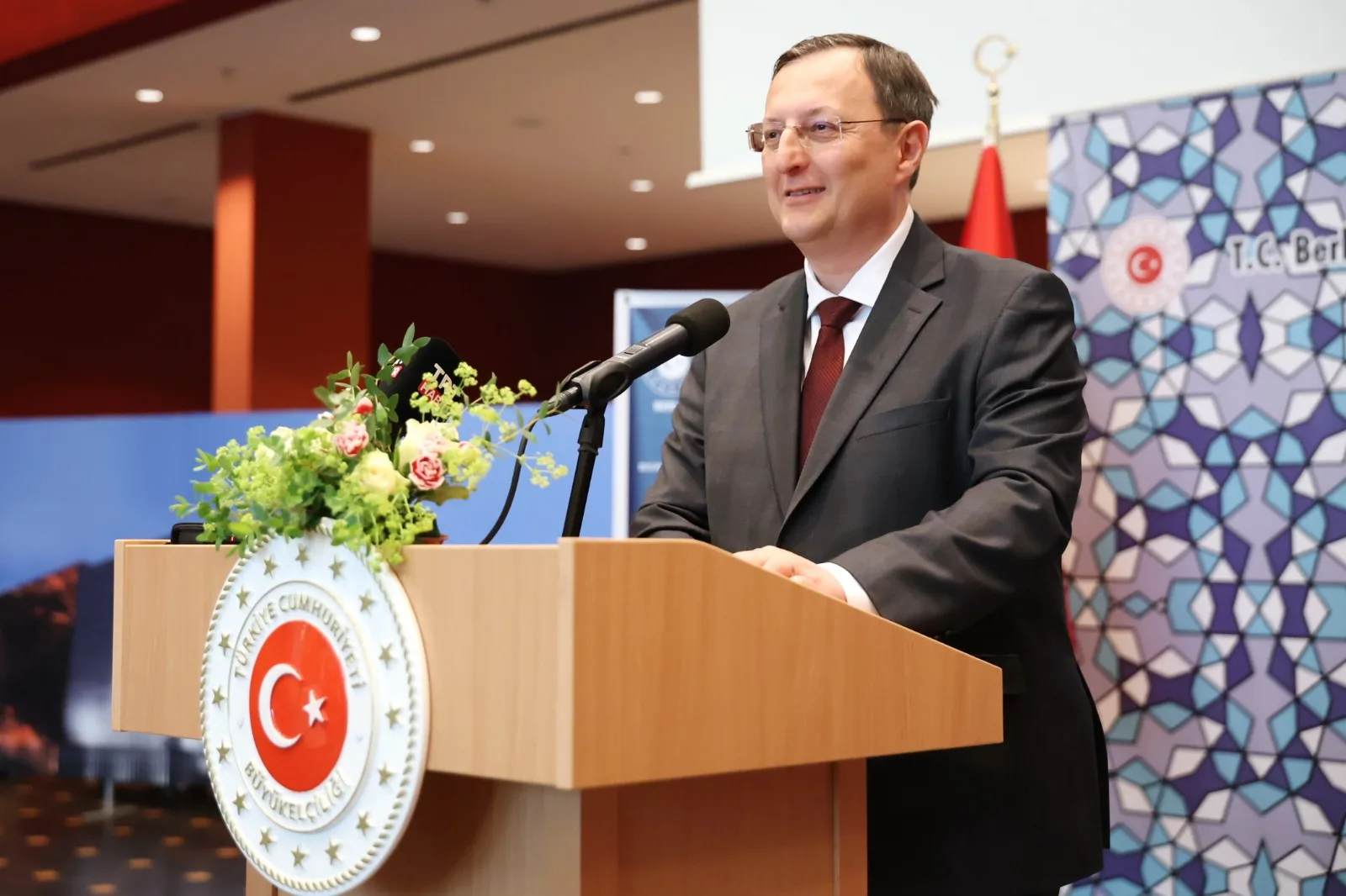 Berlin Büyükelçiliği’nde 6. Geleneksel Öğrenci Buluşması Gerçekleştirildi