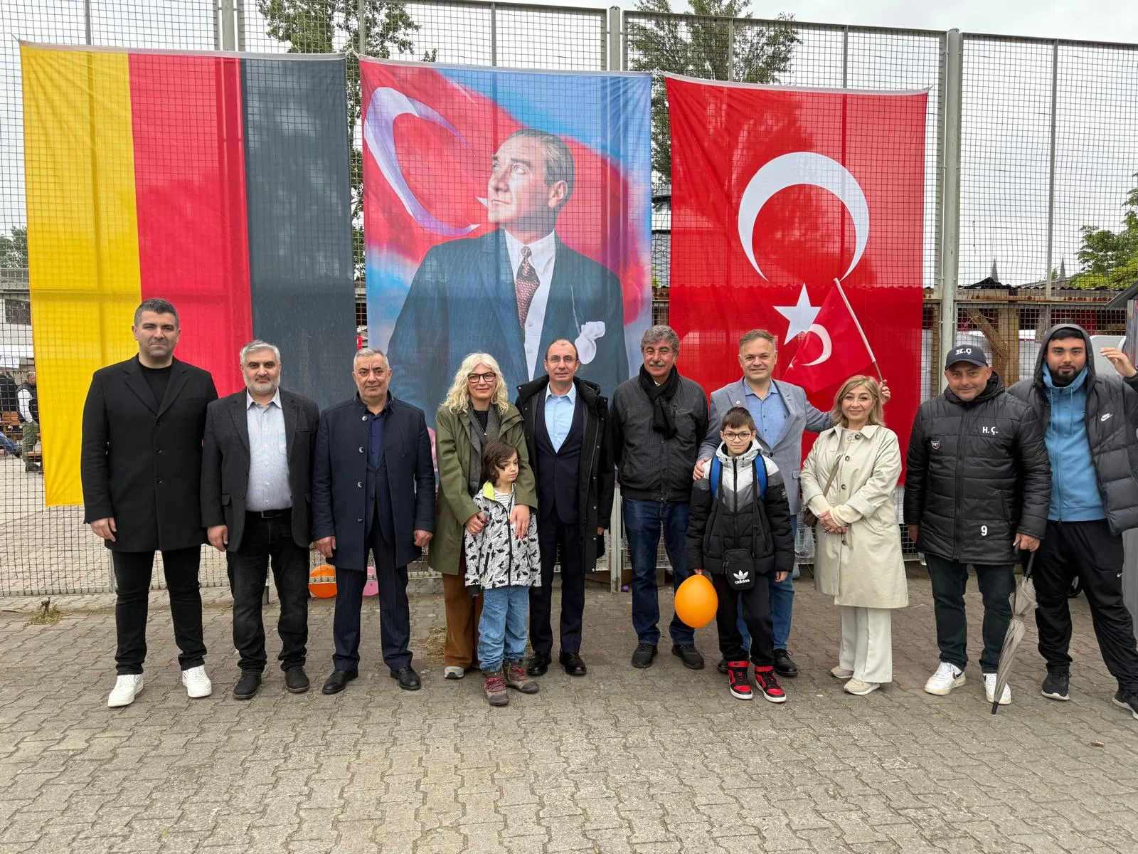 Berlin’de Coşkulu 23 Nisan ve 19 Mayıs Kutlaması